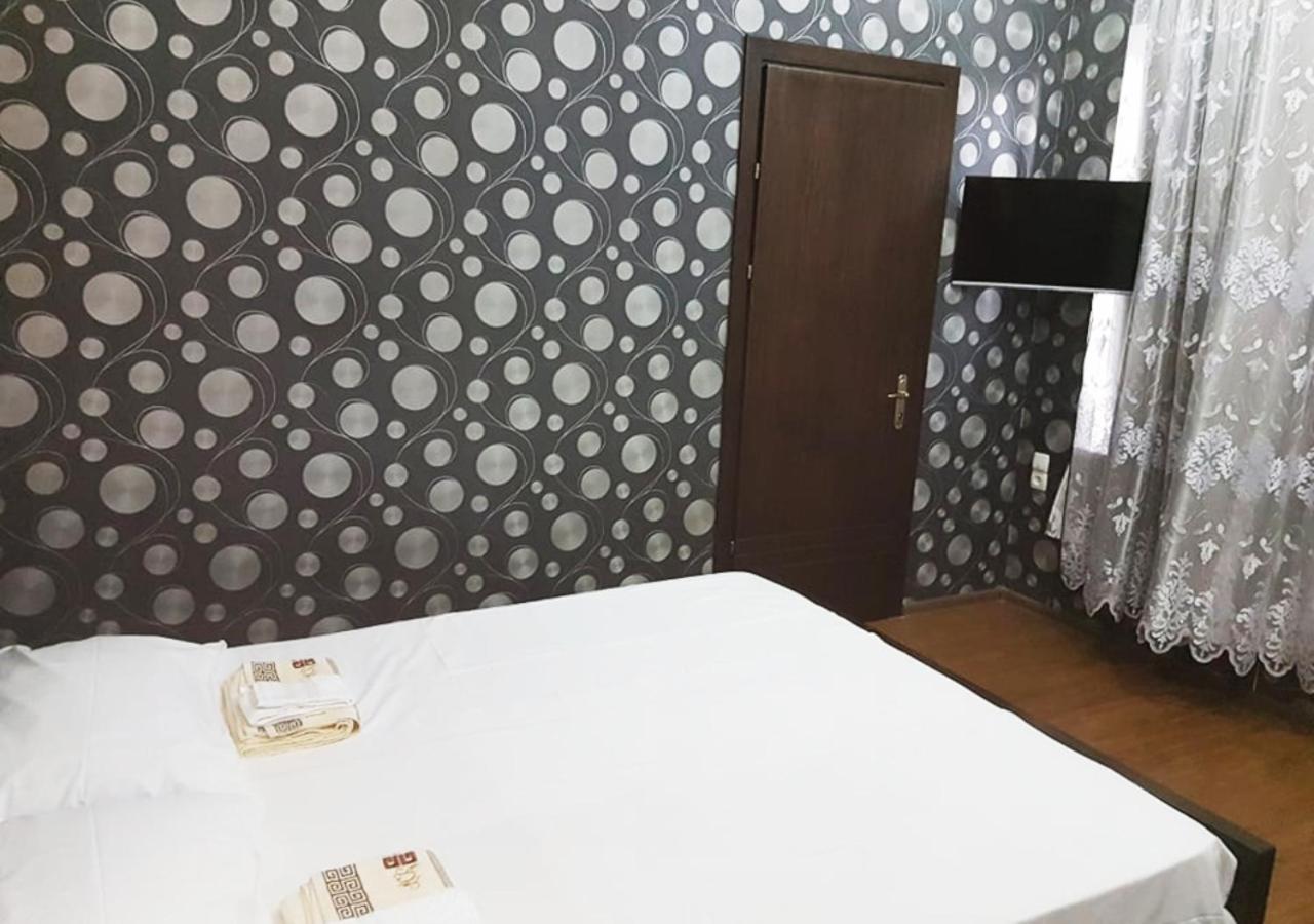 Guest House Amo كوتايسي المظهر الخارجي الصورة