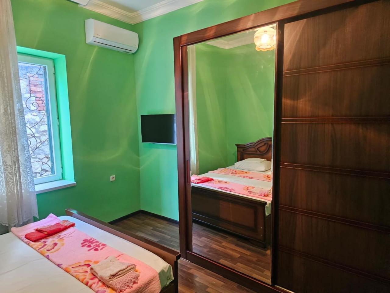 Guest House Amo كوتايسي المظهر الخارجي الصورة